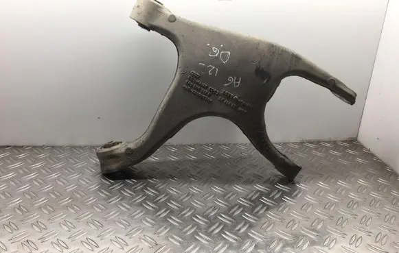 Audi A6 C7 Rear upper control arm/wishbone 8R0505312F 8R0505312