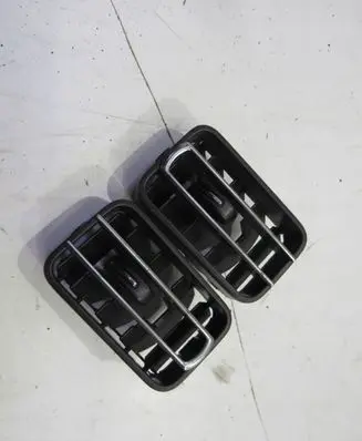 Suzuki Ignis Dashboard side air vent grill/cover trim KRIS235789