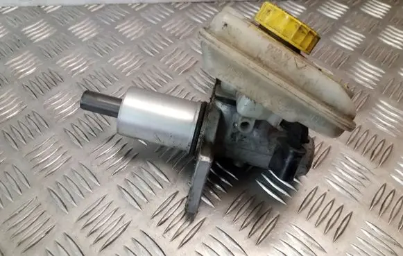 Audi A6 S6 C5 4B Master brake cylinder 8E0611301E