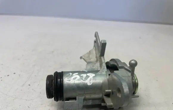 Audi A6 S6 C6 4F Tailgate exterior lock 8E0827573C