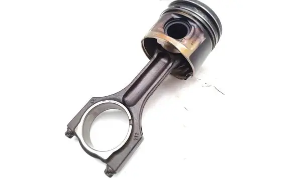 BMW 3 E90 E91 Piston with connecting rod N47D20C