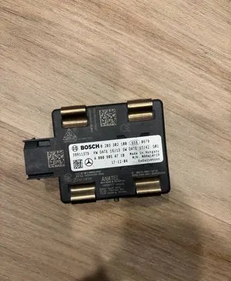 Mercedes-Benz A W177 Distronic sensor radar A0009054710