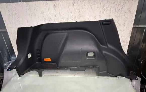 Mitsubishi Eclipse Cross Trunk/boot side trim panel 7230b363