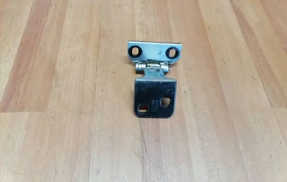 Renault Espace III Front door lower hinge 6025302938 6025314380