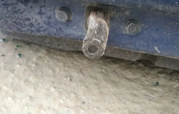 Hyundai Getz Front door check strap stopper 