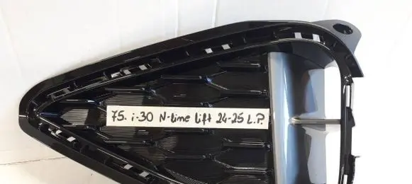 Hyundai i30 Front fog light trim/grill 86563G4EA0