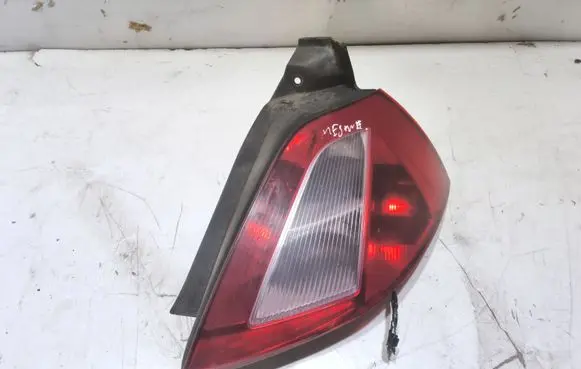 Renault Megane II Rear/tail lights 8200073237