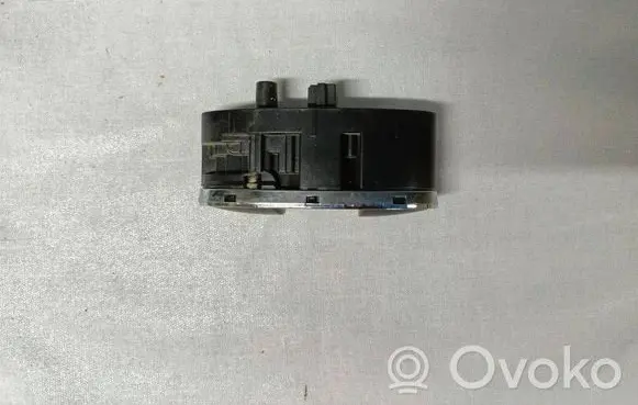 Mercedes-Benz E W211 Electric window control switch A2118219758