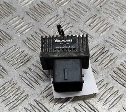 Renault Trafic II (X83) Glow plug pre-heat relay 9640469680A 9640469680