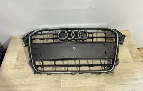 Audi A4 S4 B8 8K Front bumper upper radiator grill 8K0853651E 8K0853651F