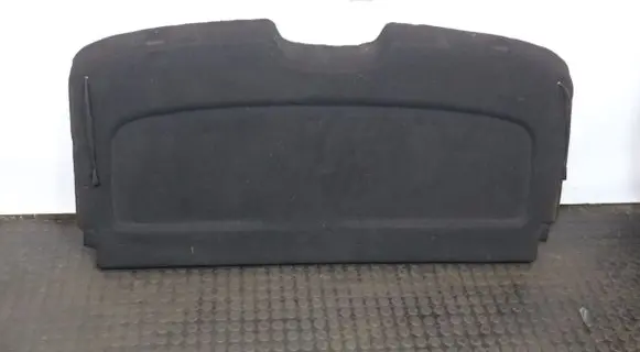 Parcel shelf