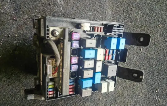 Hyundai ix35 Fuse module 914182Y352
