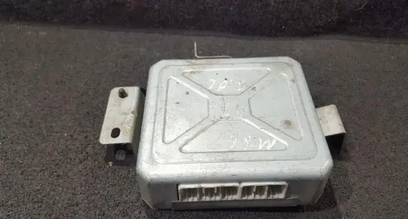 Mazda MX-6 Engine control unit/module GA2A67650 93E142231