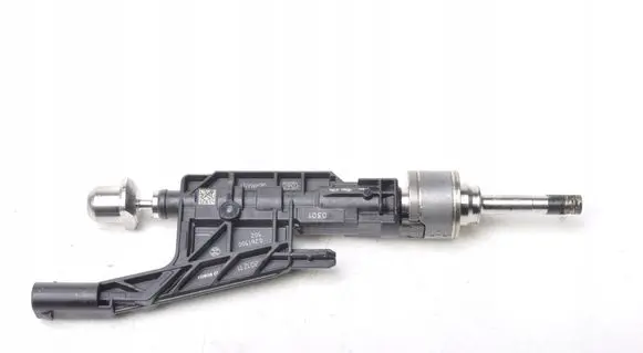 BMW 2 F44 Fuel injector 8671991 0261500502