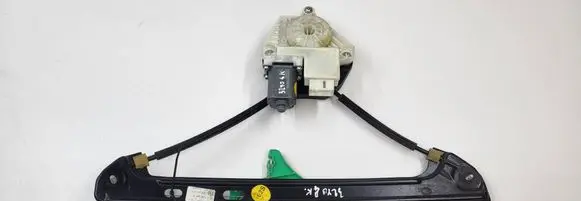Volkswagen Golf VII Rear door window regulator with motor 5G4839461B