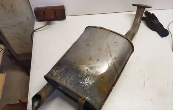 Muffler/silencer