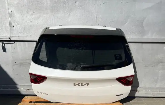 KIA Stonic Truck tailgate 