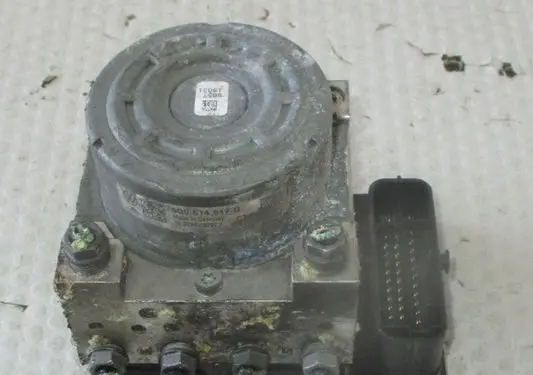 Skoda Octavia Mk3 (5E) ABS Pump 5Q0614517Q