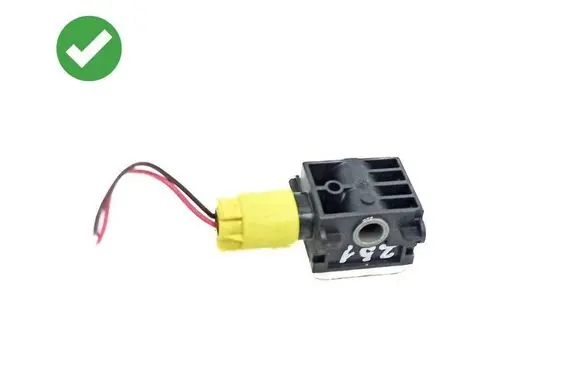Mercedes-Benz R W251 Airbag deployment crash/impact sensor 0038202826 040112704781