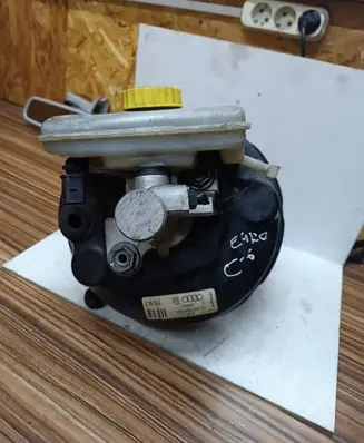 Audi A6 S6 C6 4F Brake booster 4F0612105G
