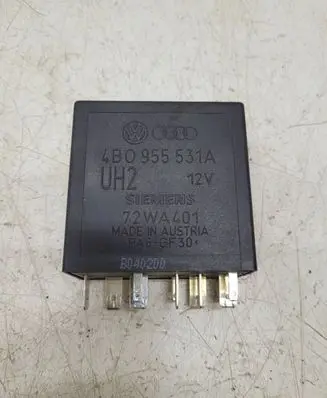 Coolant fan relay