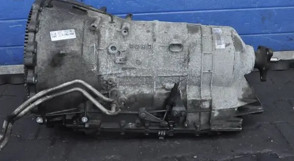 Jaguar XJ X350 Manual 7 speed gearbox 8X23-7000-AD