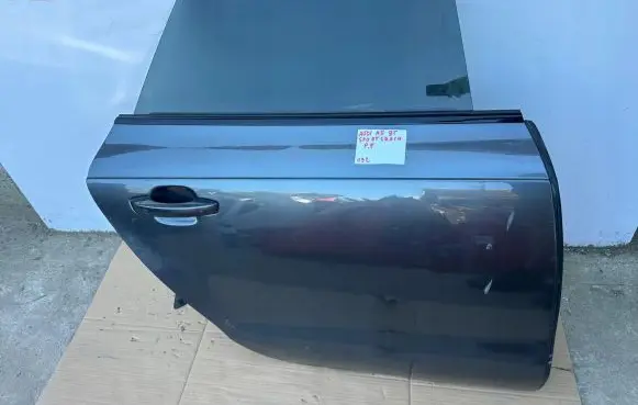 Audi A5 Sportback 8TA Rear door