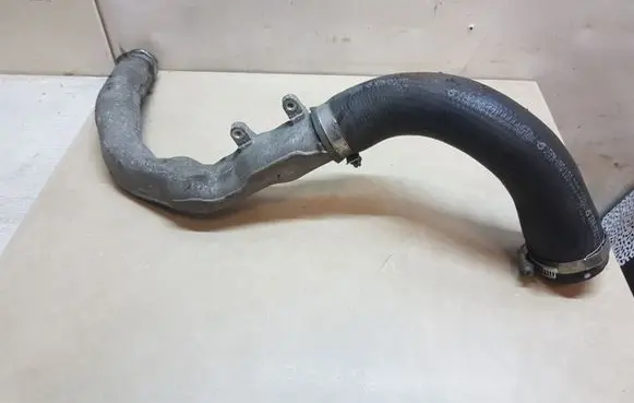 Nissan Qashqai Intercooler hose/pipe