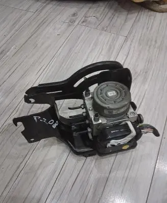 Peugeot 208 I ABS Pump 9814482780