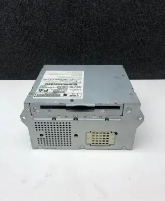 Radio/CD/DVD/GPS head unit