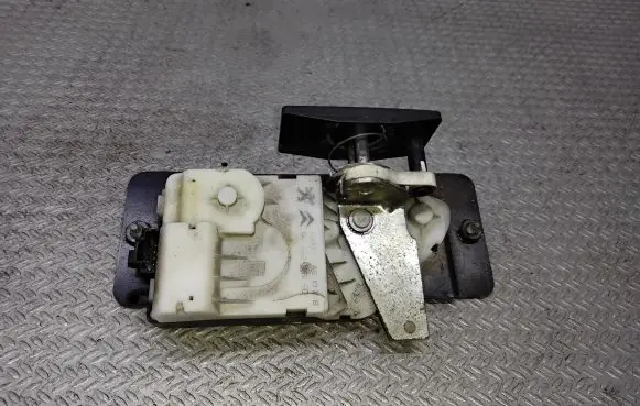 Peugeot 607 Tailgate/trunk/boot lock/catch/latch 9656395580