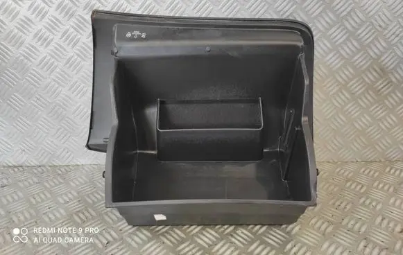 Nissan Qashqai Glove box 685104EH0A 685P34EH0A