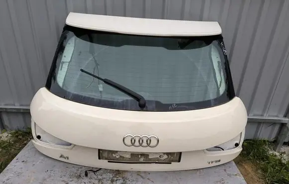 Audi A1 Tailgate/trunk/boot lid