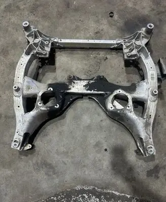 BMW 5 F10 F11 Front subframe 6796692