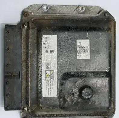 Opel Zafira B Engine control unit/module MB2758008167 98113173