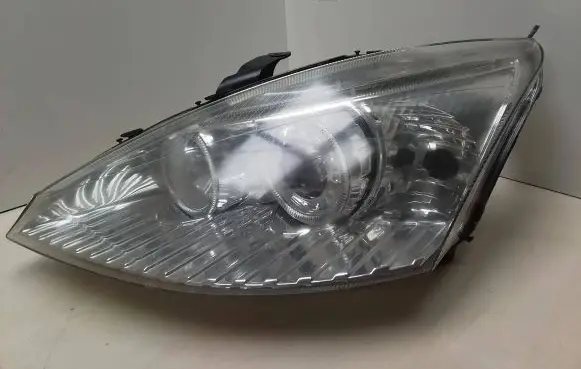 Ford Focus Headlight/headlamp 084311157L 084311159L