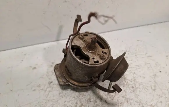 Opel Kadett E Spark distributor 0231186039