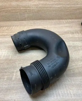 Volkswagen Touran I Air intake hose/pipe 1K0129618BA