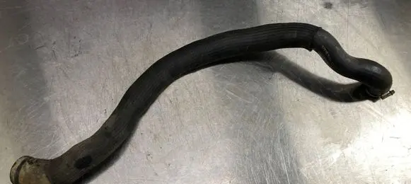 Volvo V70 Engine coolant pipe/hose 08671395
