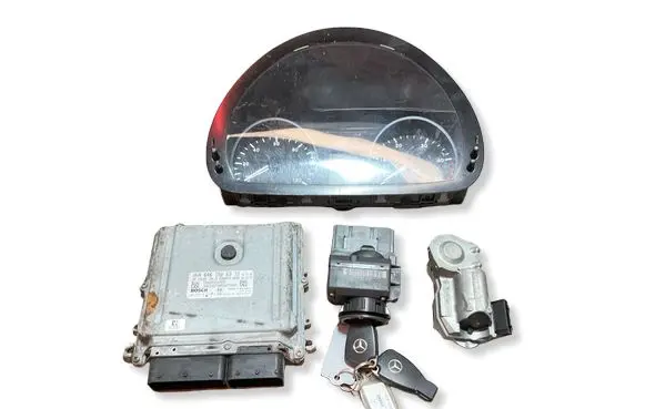 Mercedes-Benz Sprinter W906 Engine ECU kit and lock set A6461506372 0281015053 5354803391016203