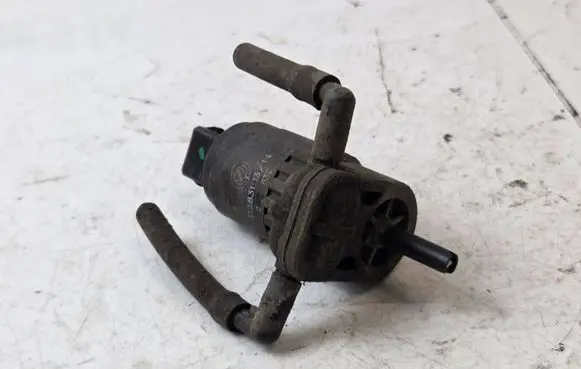Fiat Doblo Windscreen/windshield washer pump D2831