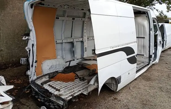 Front quarter panel