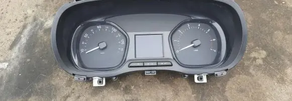 Peugeot Expert Speedometer (instrument cluster) 9826632080