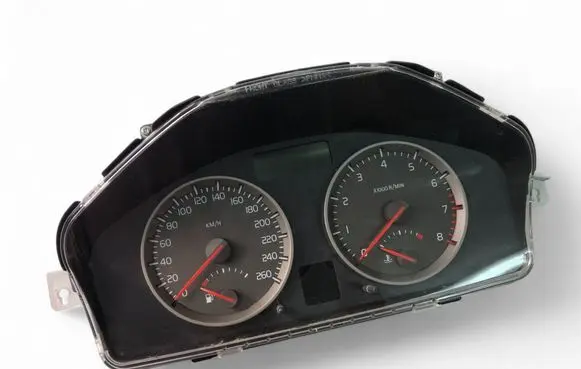 Volvo V50 Speedometer (instrument cluster) 30669182