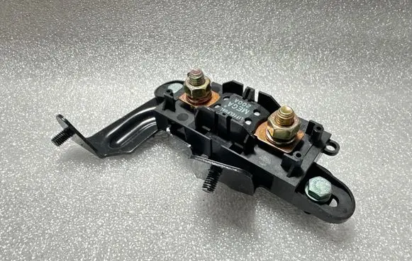 Audi A8 S8 D2 4D Bracket in trunk/boot 4D0971845AM
