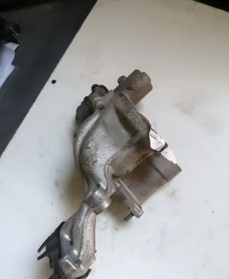Nissan Note (E11) EGR valve