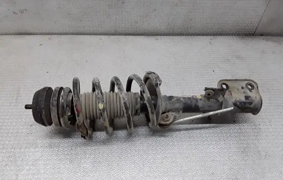 Mercedes-Benz Vito Viano W638 Front shock absorber with coil spring
