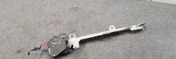BMW 5 E60 E61 Parcel shelf load cover mount bracket 6960884