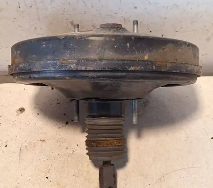 Opel Astra H Brake booster 13142360 1R0R 7291