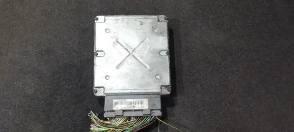 Ford Focus Engine control unit/module 2M5A12A650HB 2M5A-12A650-HB